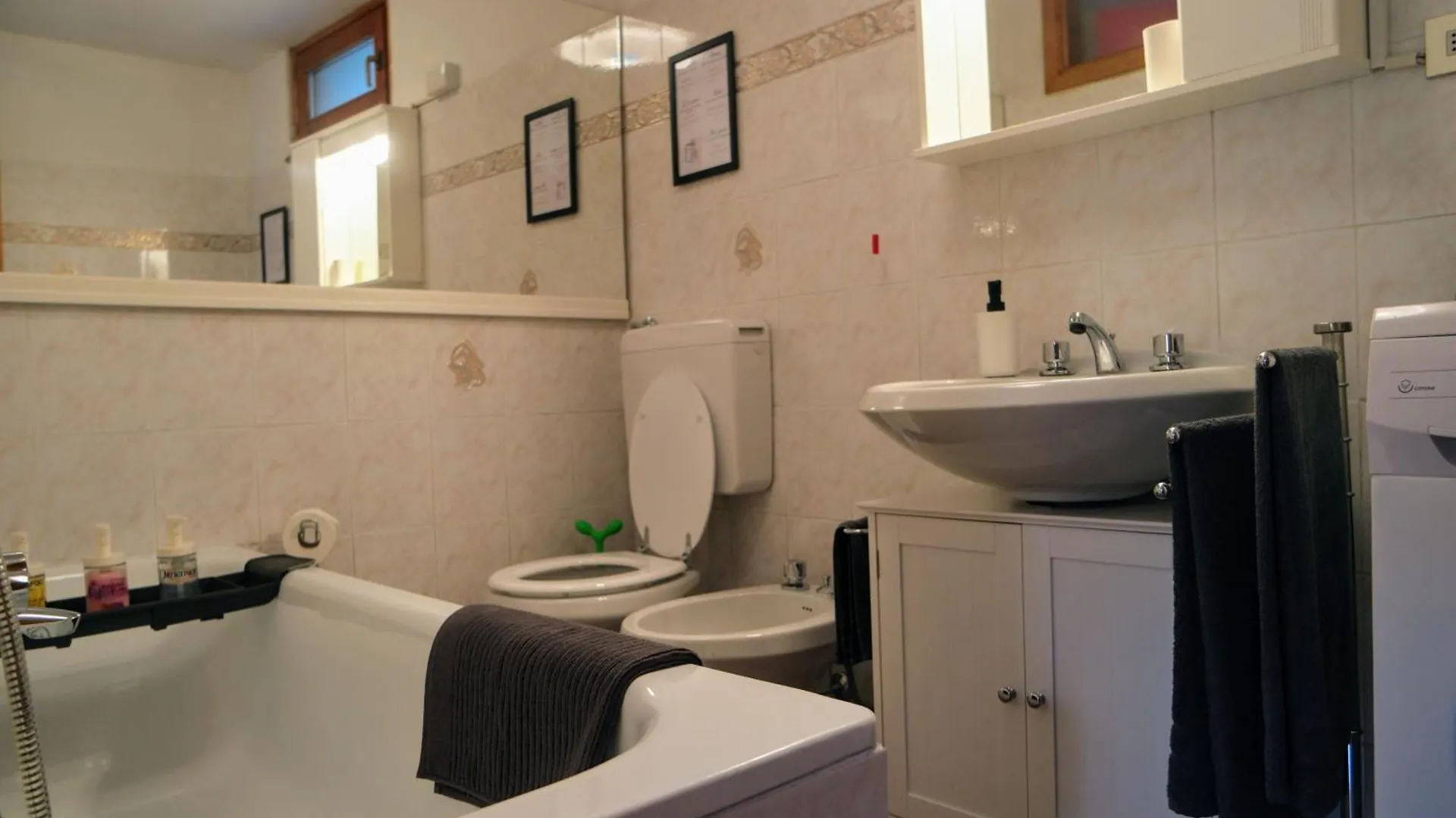 Holiday home Casa Joly, La Casetta Tra I Tre Laghi Carlazzo